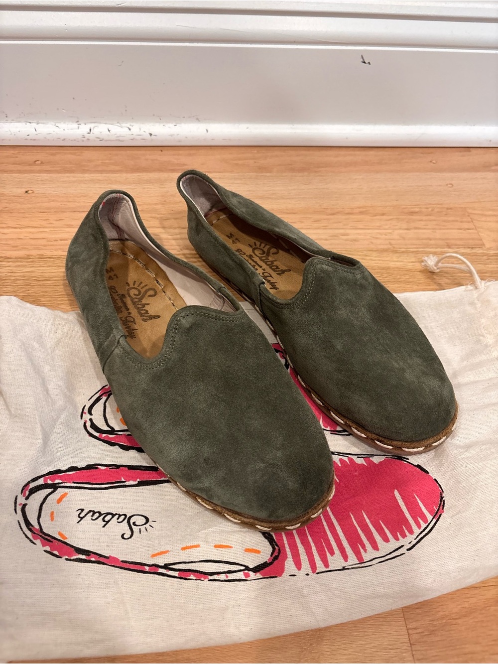 Sabah hunter green suede slip-on shoes size 41